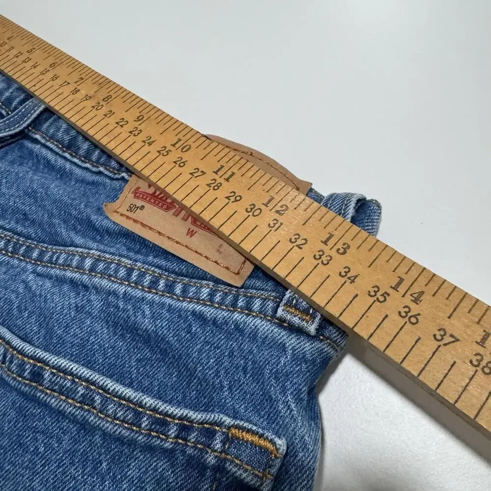 Women’s Levi’s 501 Denim Shorts Size W27 (cut Into‎ Shorts)